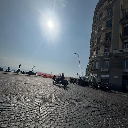 Santa Lucia 15 Apartamento Nápoles