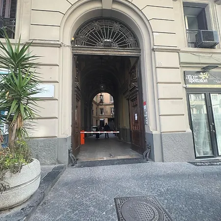 Santa Lucia 15